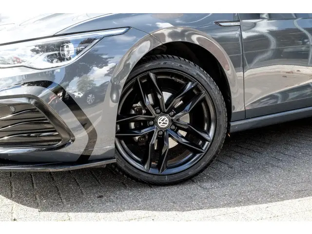 Volkswagen Golf 1.5 eTSI Style AUT 2020 Hybride Benzine 21