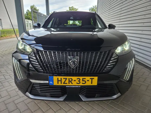 Peugeot 2008 1.2 PureTech 100 Allure 2024 Benzine 8
