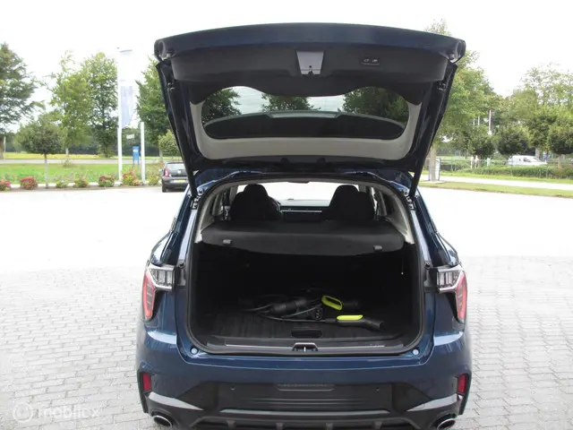 Lynk & Co 01 1.5 2023 Hybride Benzine 7