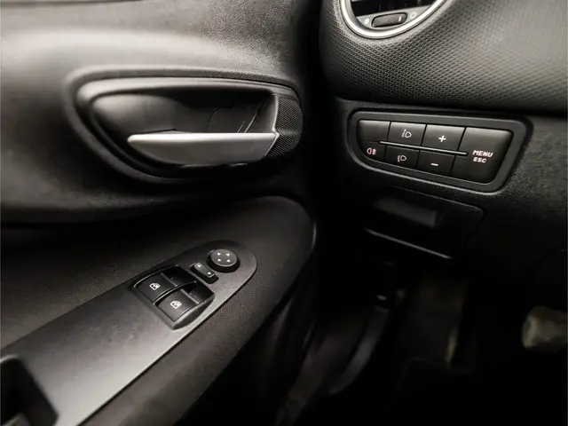 Fiat Punto Evo 0.9 TwinAir Edizione Cool 2013 Benzine 21