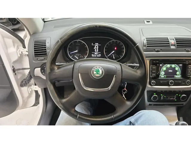 Škoda Octavia Combi 1.2 TSI Ambition 2012 Benzine 14