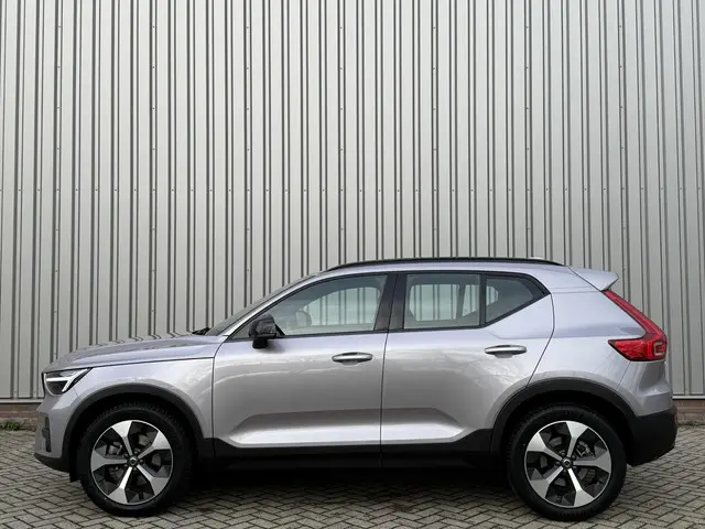 Volvo XC40 2.0 B4 Plus Dark 2025 Benzine 5