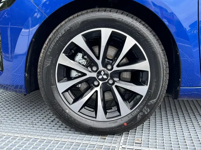 Mitsubishi Colt 1.6 HEV Intense 2025 Hybride Benzine 31