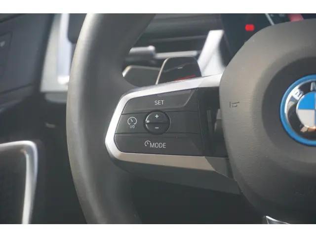 BMW X1 xDrive30e 2024 Hybride Benzine 14