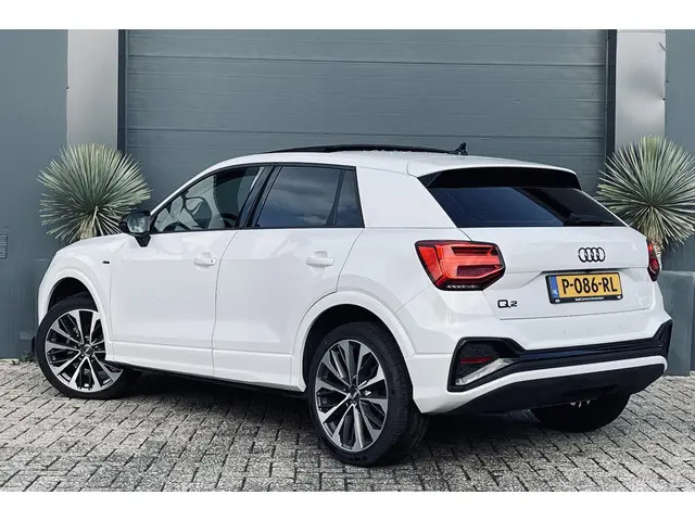 Audi Q2 35 TFSI Pano Automaat s-Line Led 2022 Benzine 9
