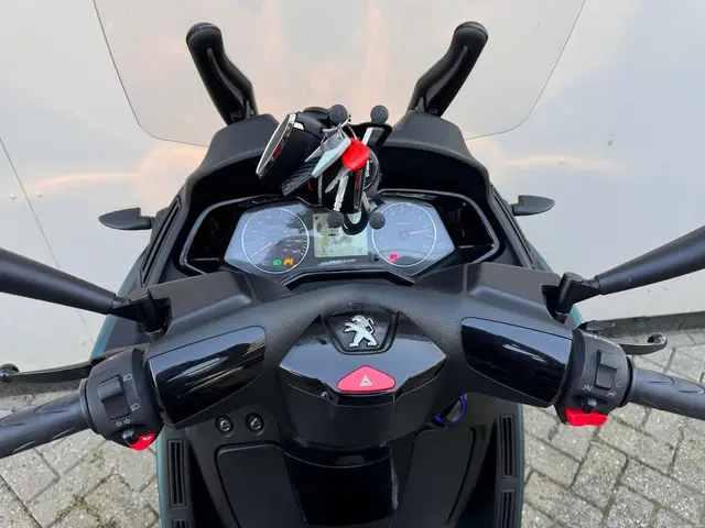 Peugeot Metropolis Scooter RS 2018 Benzine 11