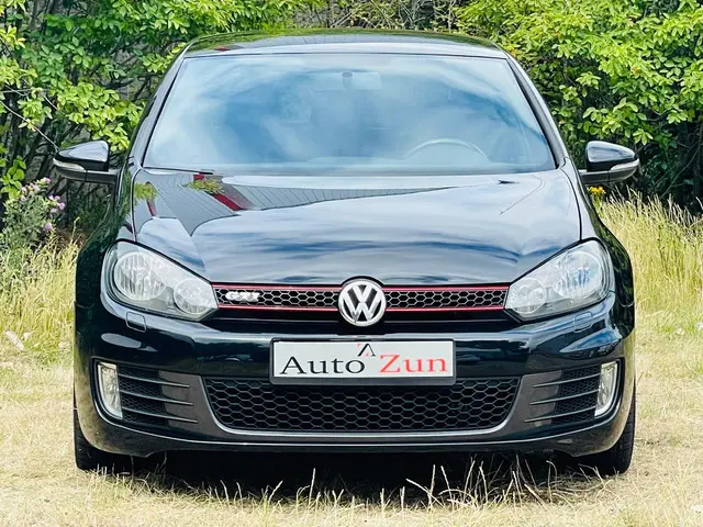 Volkswagen Golf 2