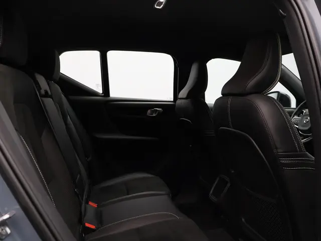 Volvo XC40 2.0 T4 R-Design 2019 Benzine 10