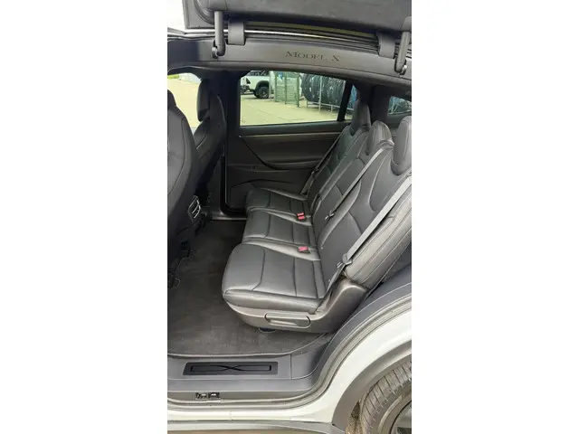 Tesla Model X 75D Base 2018 Elektrisch 11