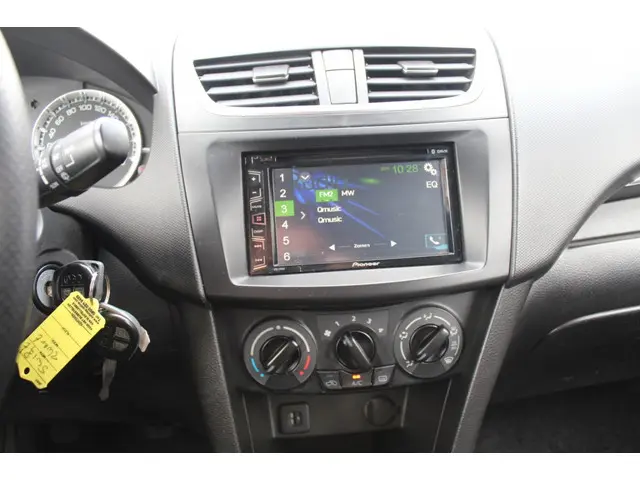 Suzuki Swift 1.2 X-tra 5drs. EASSS 2015 Benzine 14