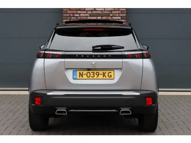 Peugeot 2008 1.2 PureTech GT Pack Aut8 | 2021 Benzine 15