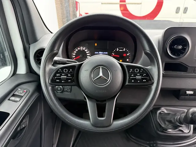 Mercedes-Benz Sprinter 317 1.9 CDI 2021 Diesel 21