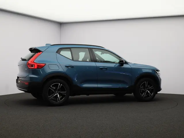 Volvo XC40 B4 Plus Dark 2025 Benzine 29