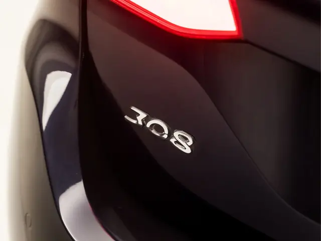 Peugeot 308 SW 1.2 PureTech Sport 2018 Benzine 28