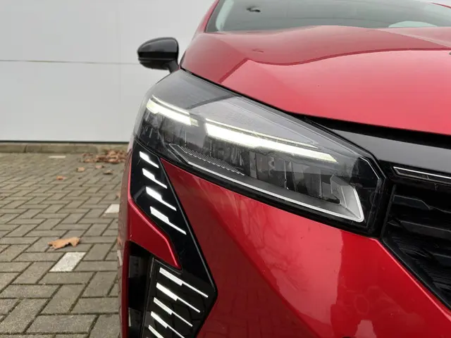 Renault Clio 1.0 TCe 90 GPF evolution 2023 Benzine 24