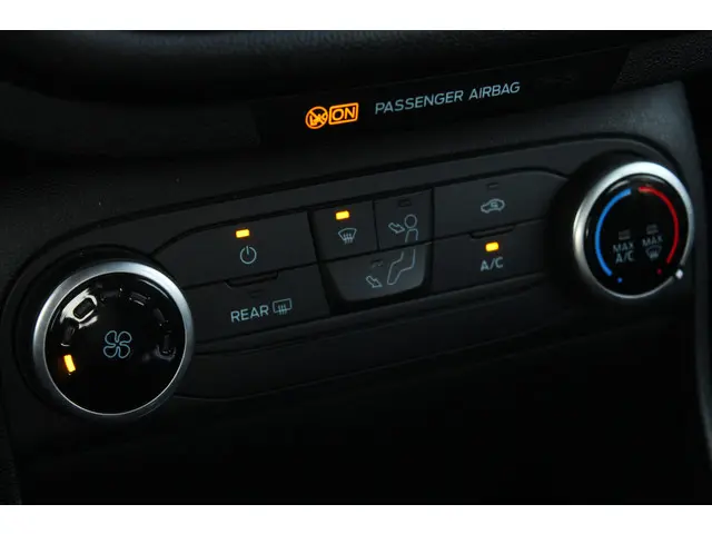 Ford Fiesta 1.0 EcoBoost ST-Line//Navi!! 2019 Benzine 19