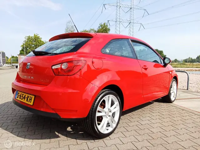 SEAT Ibiza 1.2 Style/Airco/sportvelgen/apk 2014 Benzine 6