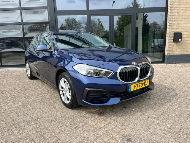 BMW 1 Serie 118i NIEUW MODEL, 140 Pk 2019 Benzine 2