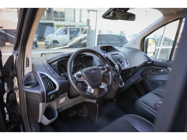 Ford Transit Custom 3
