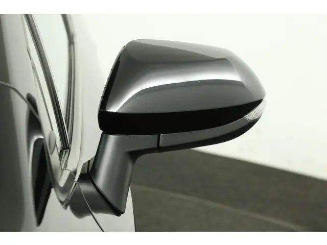 Suzuki Swace 1.8 Hybrid Select 2021 Hybride Benzine 36