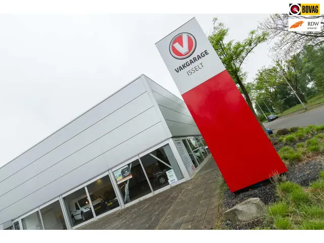 Peugeot 2008 1.6 VTi Crossway 2014 Benzine