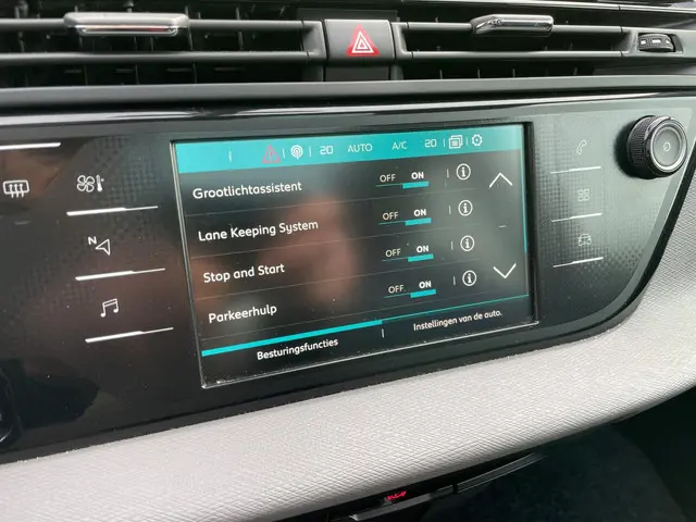 Citroën C4 Picasso 1.2 PureTech Shine 2018 Benzine 21