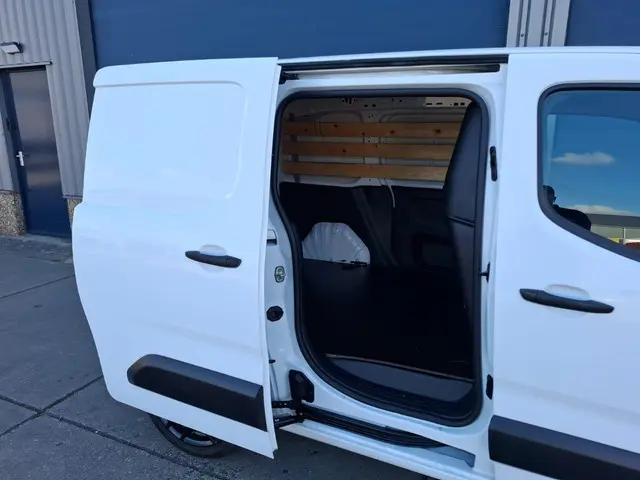 Opel Combo 1.6D L1H1 Edition 2019 Diesel 31
