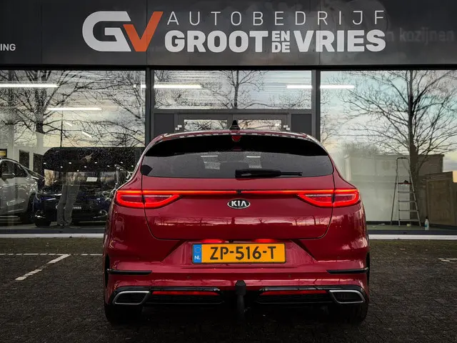 Kia ProCeed 1.4 T-GDI GT-PlusLine 2019 Benzine 4