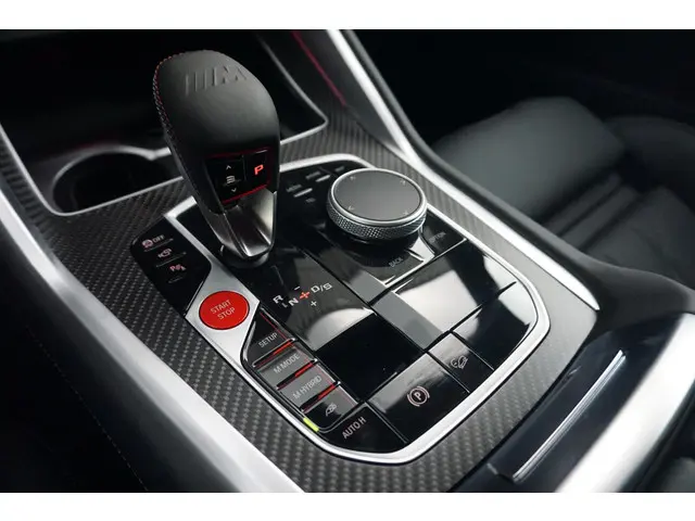 BMW XM 50e 2025 Hybride Benzine 14