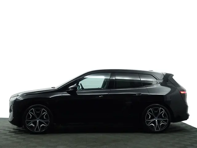 BMW iX xDrive40 M Sport Plus 77 kWh- 2023 Elektrisch 37