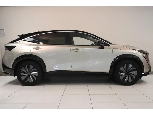 Nissan ARIYA Advance 66 kWh 2023 Elektrisch 18