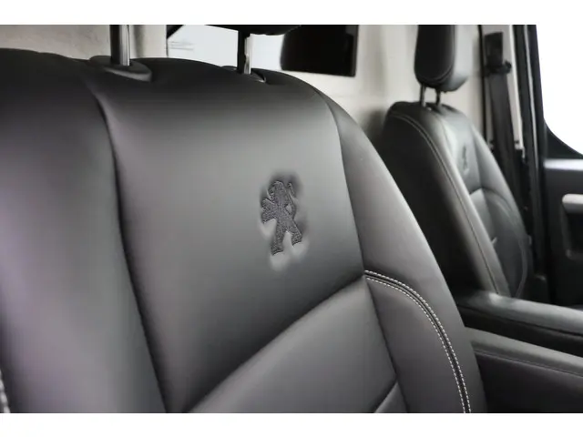 Peugeot Expert 2.0 BlueHDI Standard Sport 2021 Diesel 15