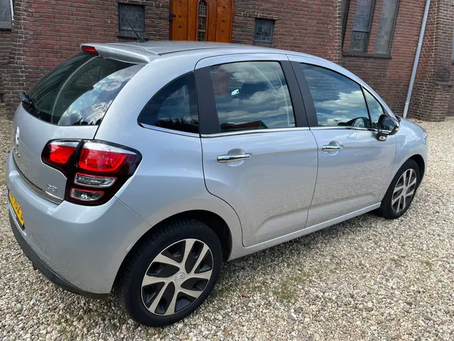 Citroën C3 1.2 PureTech Collection 2016 Benzine 8