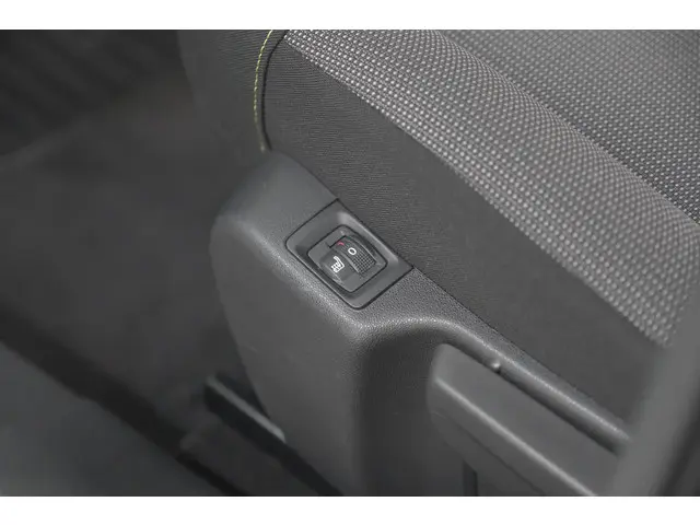 Citroën C3 PureTech 82 S&S Feel Edition 2021 Benzine 29