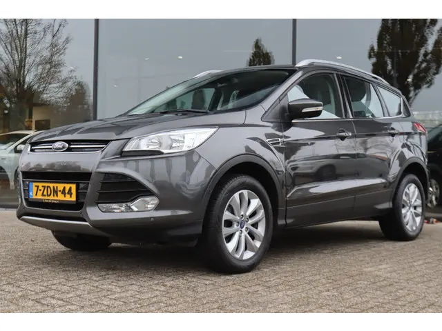Ford Kuga 1.5 150PK TITANIUM 2015 Benzine