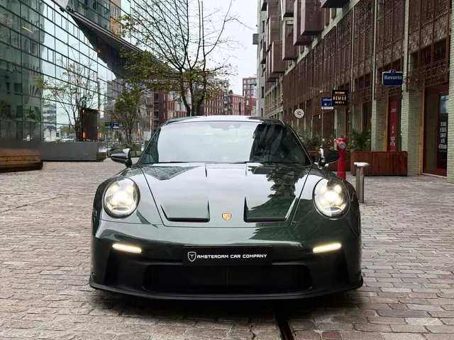 Porsche 911 4.0 GT3 2023 Benzine 8