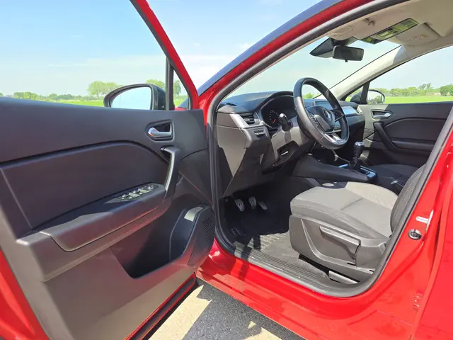 Renault Captur 1.0 TCe 90 techno 2023 Benzine 16