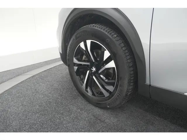 Peugeot e-2008 EV Allure 50 kWh 2021 Elektrisch 18
