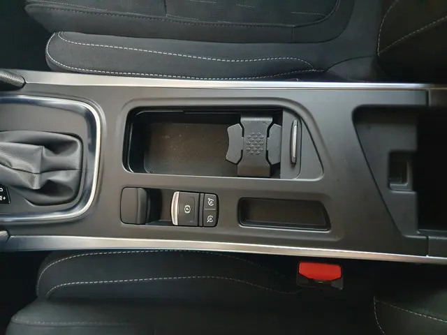 Renault Mégane 1.3 TCe Limited 2020 Benzine 45