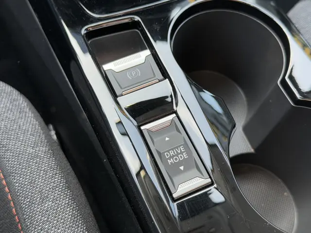 Peugeot e-208 EV Active Pack 50 kWh 2022 Elektrisch 28