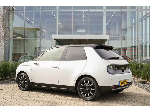 Honda e ADVANCE 17" 2022 Elektrisch 30