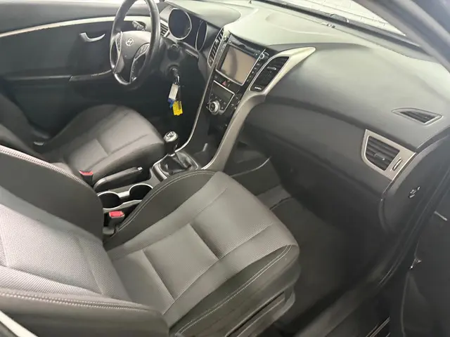 Hyundai i30 1.6 GDI i-Motion Plus 2016 Benzine 7