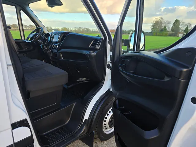 Iveco Daily 35S16V 2.3 410 H2 2023 Diesel 11