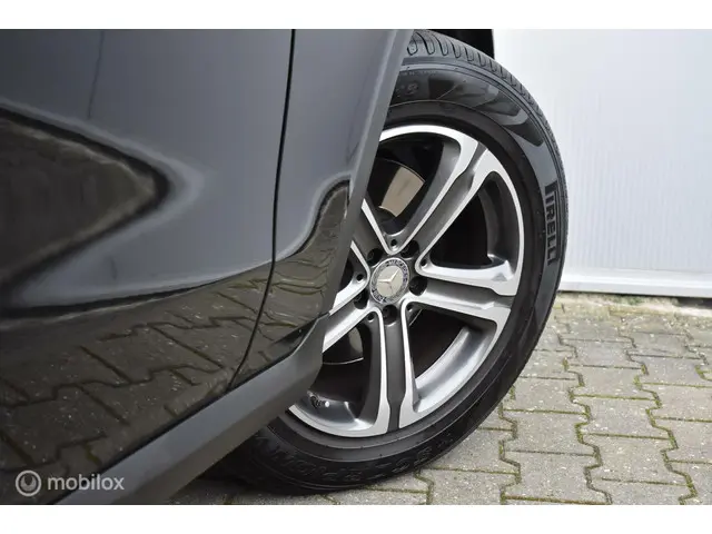 Mercedes-Benz GLC 250 4MATIC Prestige 2015 Benzine 36