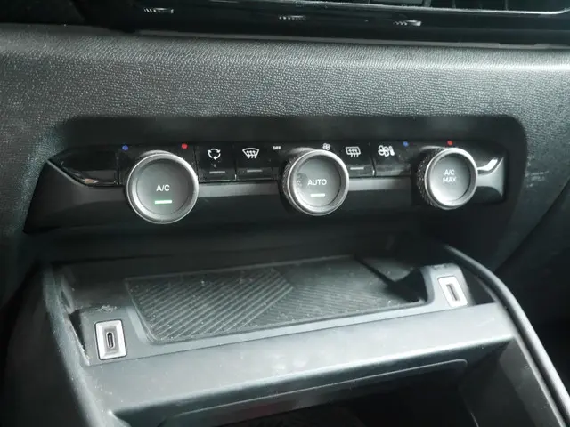 Citroën ë-C4 Shine 50 kWh 2022 Elektrisch 15