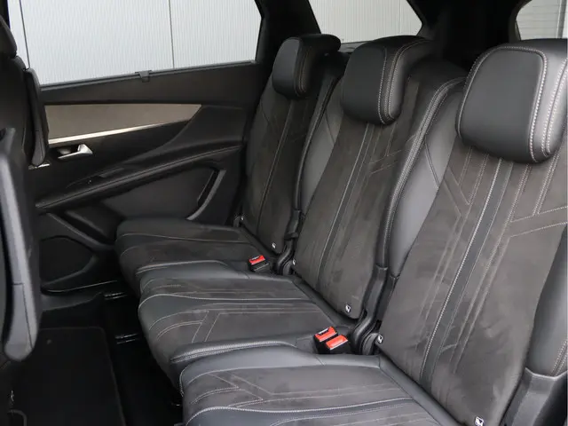 Peugeot 5008 1.2 PureTech Blue Lease GT 2021 Benzine 31