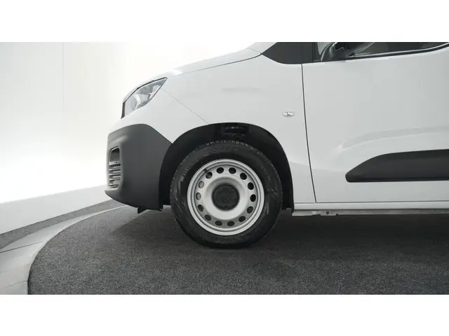 Peugeot Partner 1.5 BlueHDi 100 S&S L1 2023 Diesel 21