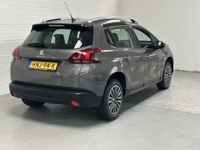 Peugeot 2008 1.2 PureTech Active 2016 Benzine 6