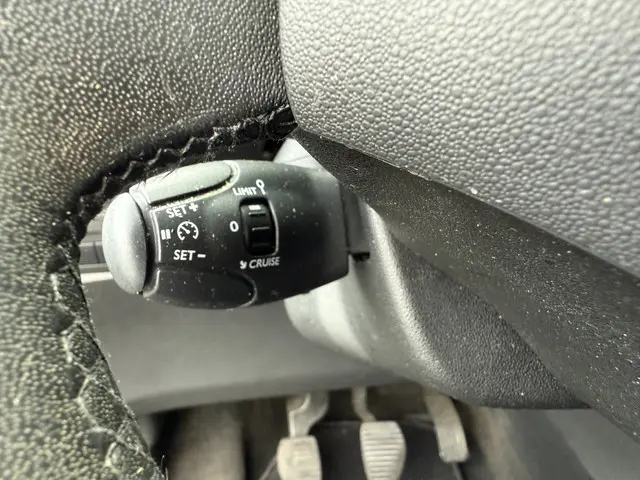 Citroën C3 1.2 PureTech Selection 2016 Benzine 15