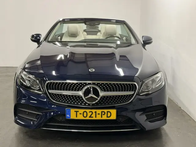 Mercedes-Benz E-Klasse Cabrio 300 AMG LINE 2018 Benzine 2